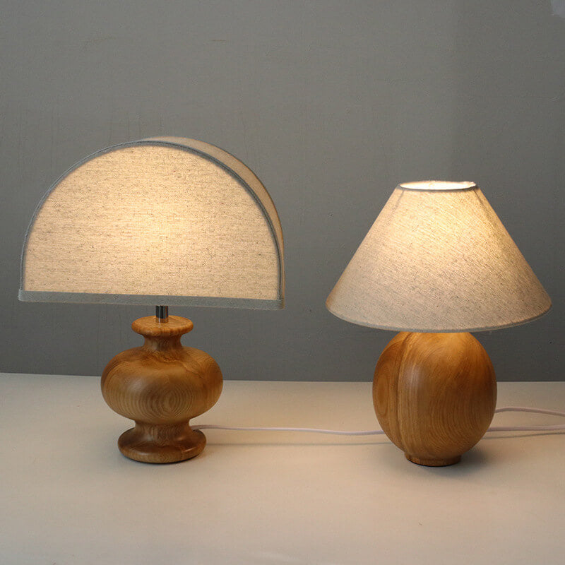 Esnyr – Lampe de table en bois simple