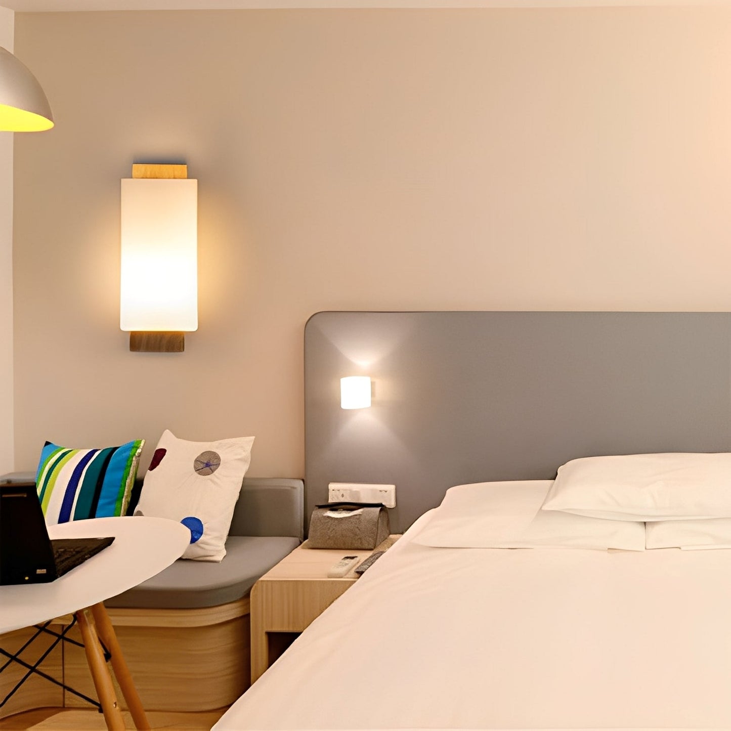 Kai – Créatif Lampe Murale Japonaise