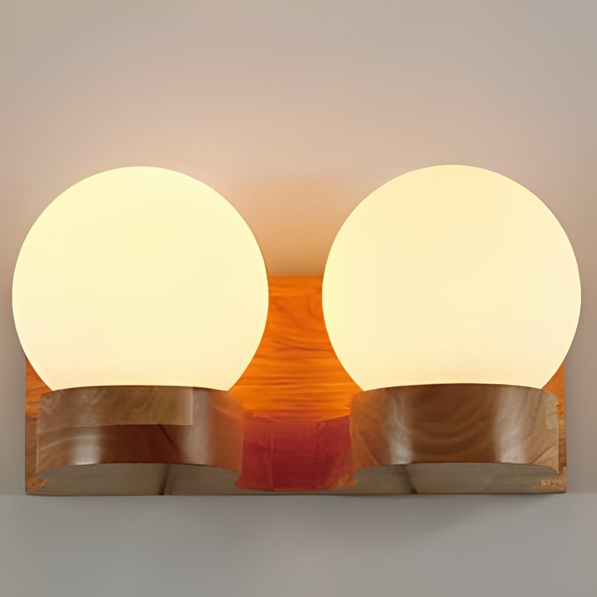 Alvaro – Lampe Murale en Bois Noble