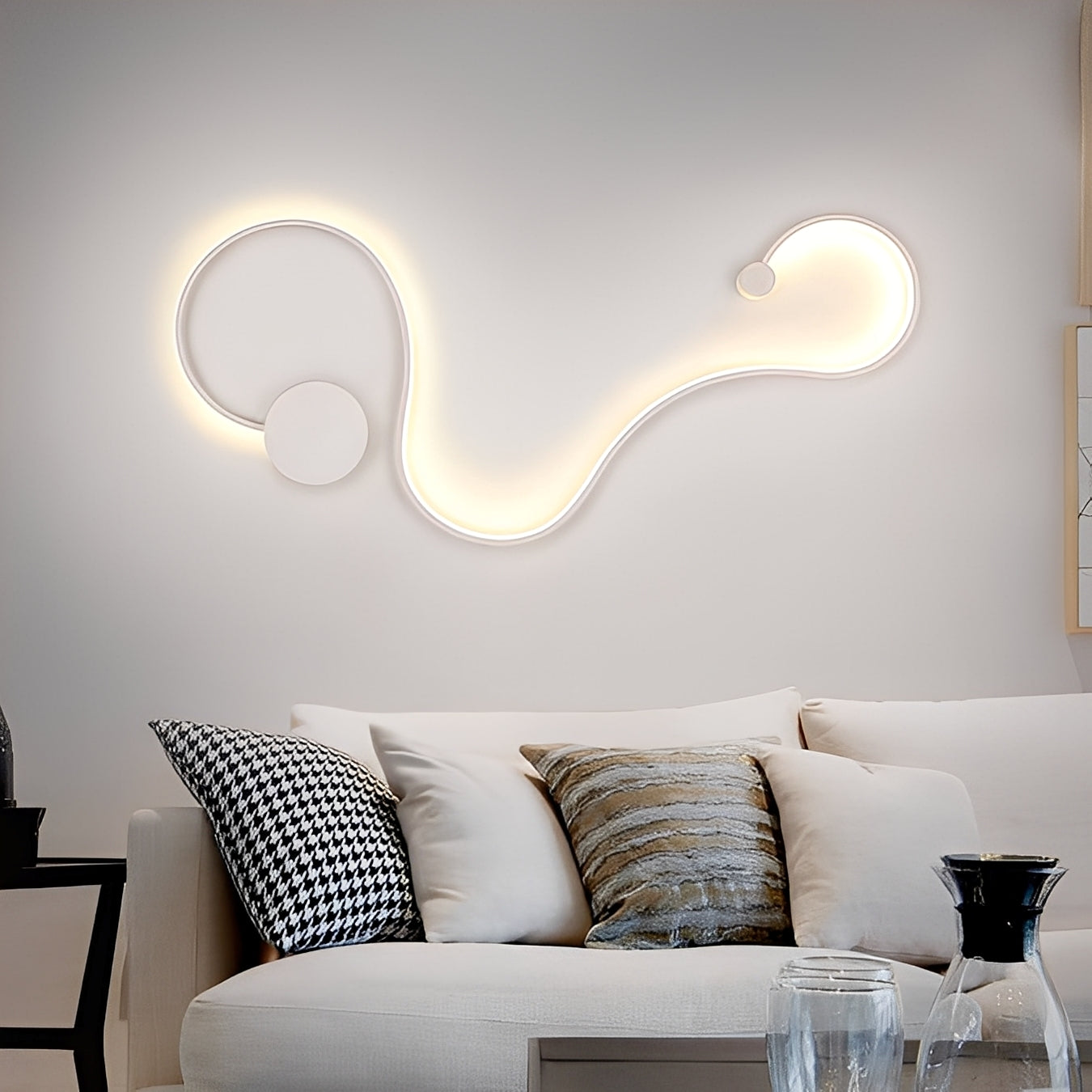 Mya – Lampe Murale LED Simple