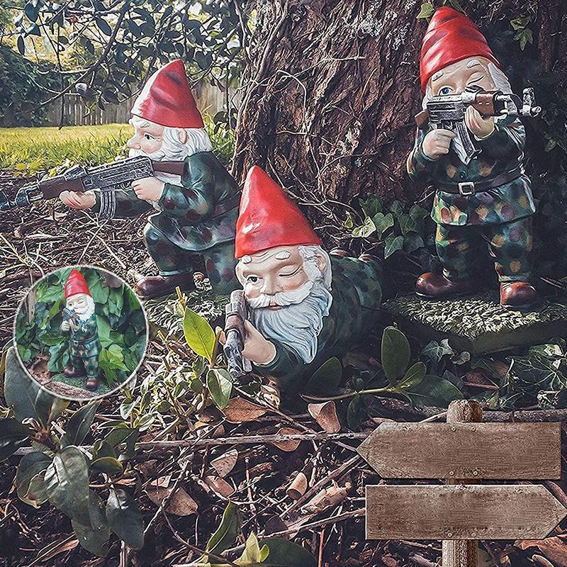 Nain de jardin camouflage avec casque – Le commandant du jardin