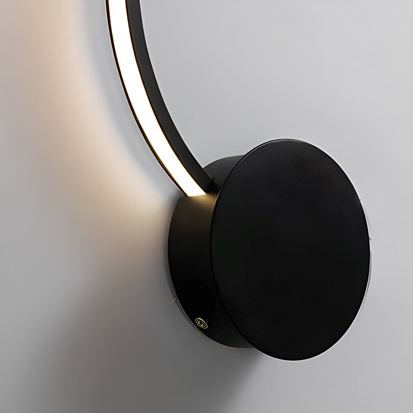 Mya – Lampe Murale LED Simple