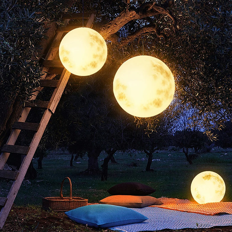 LunaGlow – Magische Mond-Gartenleuchte mit sanftem Schein