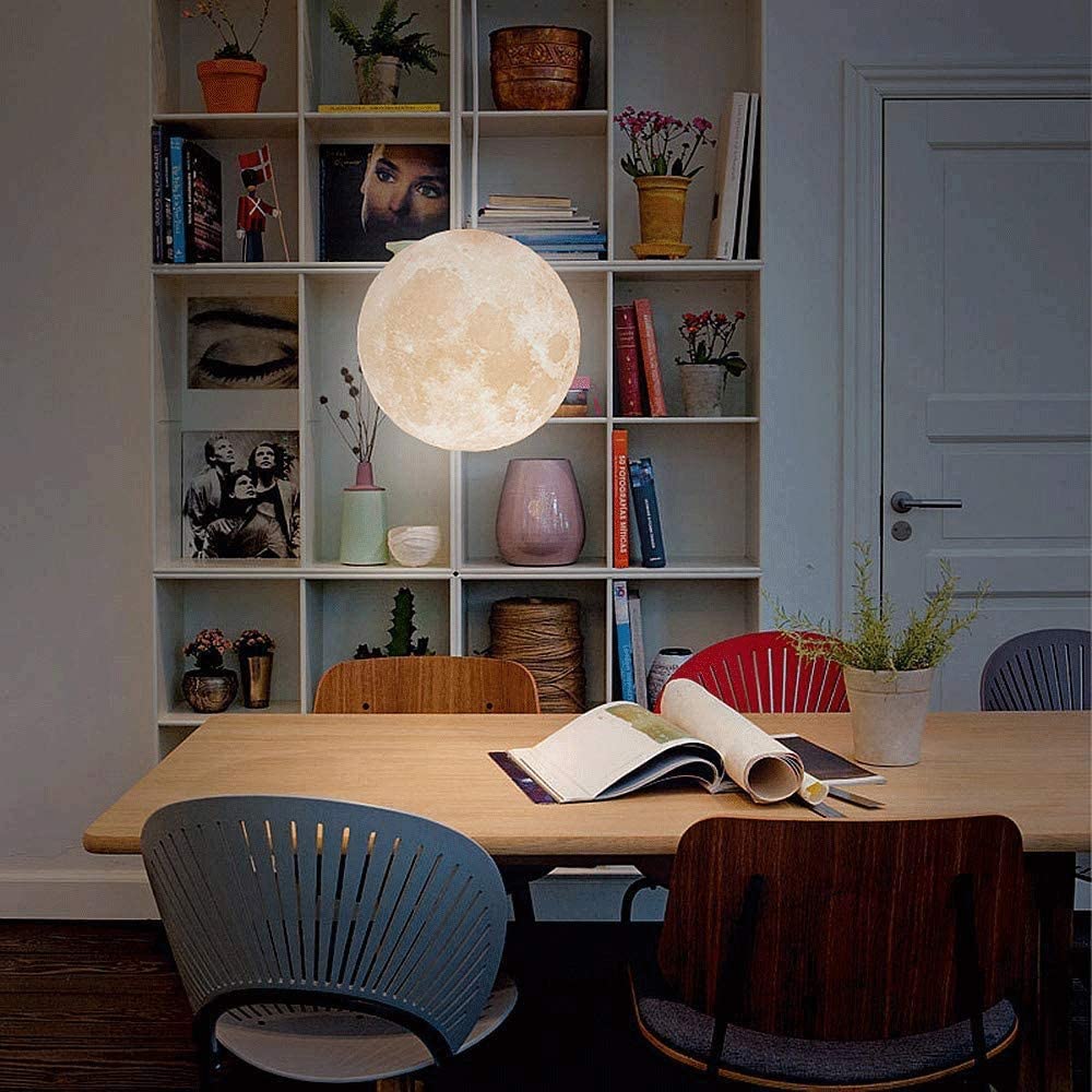 LuneCréa – Suspension lumineuse 3D en forme de lune