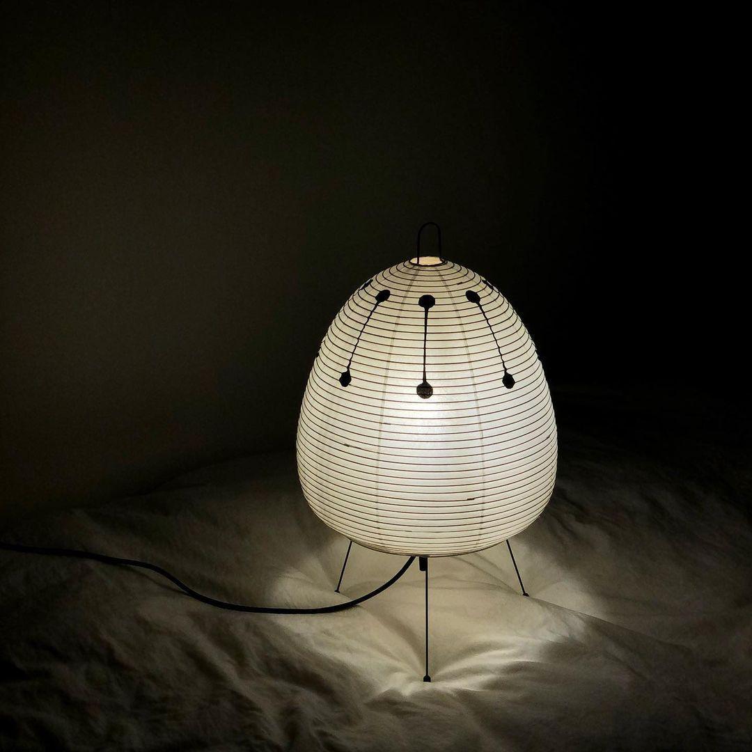 Aki – Lampe de table japonaise en papier de riz