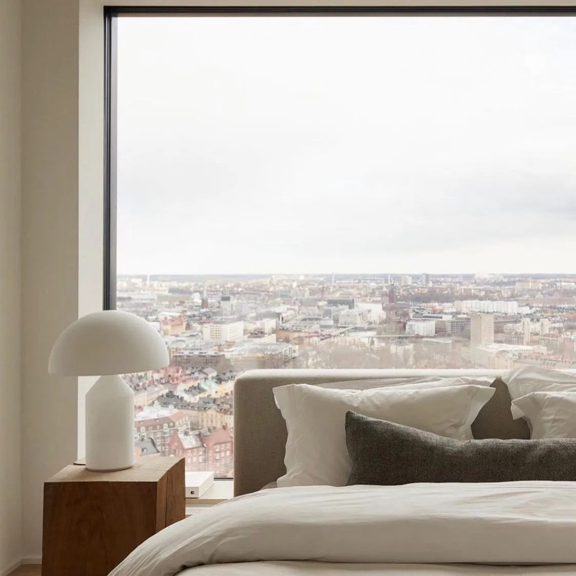 Noelia – Lampe de chevet simple avec protection des yeux