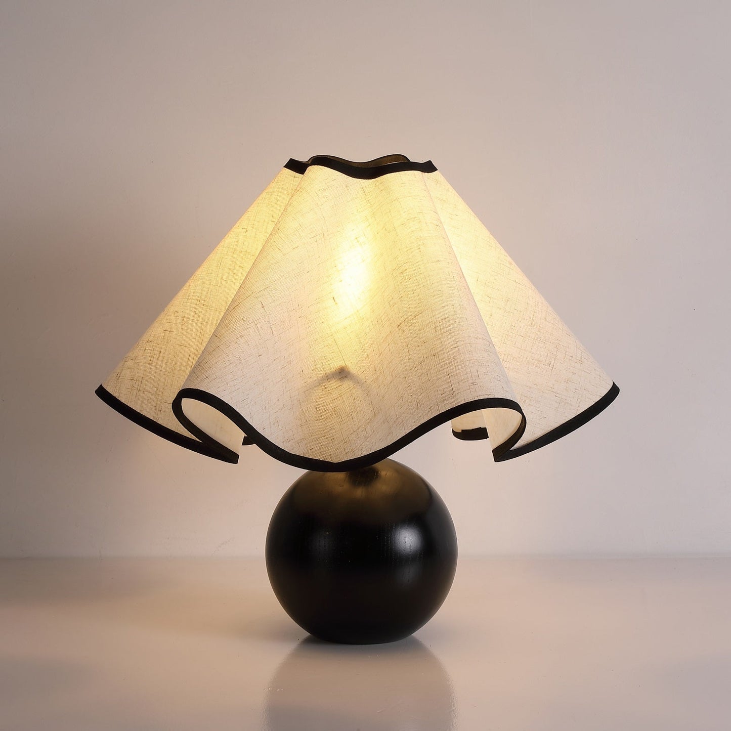 Enid – Lampe de Table Vintage en Design Bois Rétro