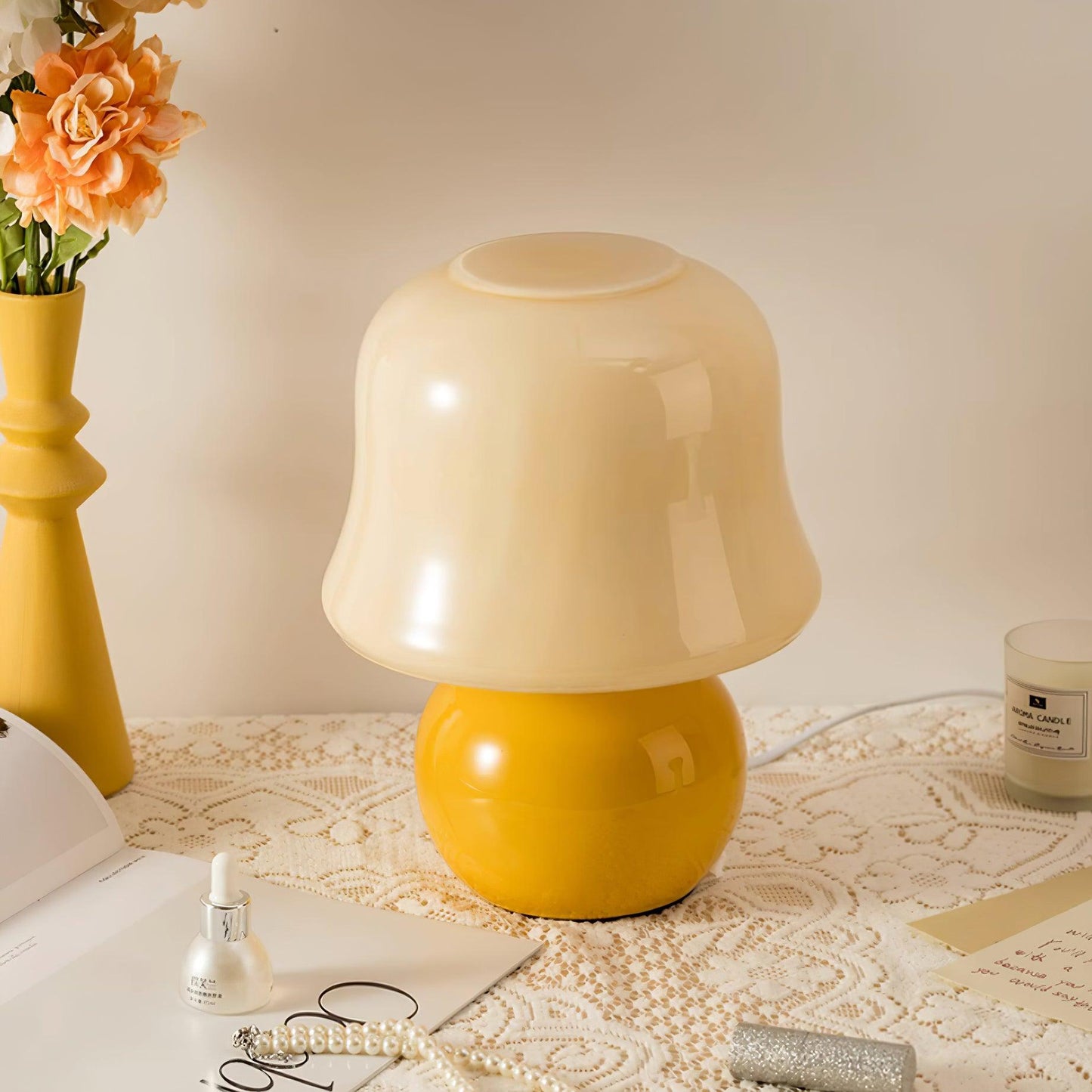 Zara – Lampe de table design champignon en verre émaillé