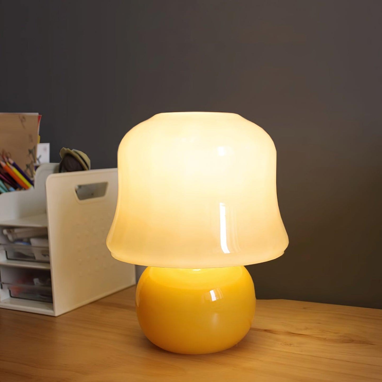 Zara – Lampe de table design champignon en verre émaillé