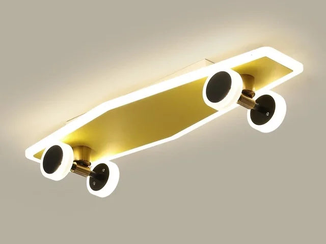 Plafonnier skateboard pour chambre