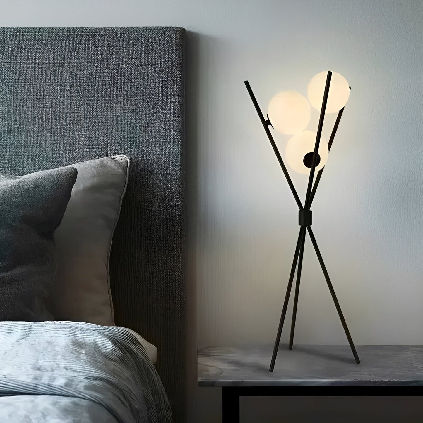 Analie – Lampe sur pied minimaliste design lune