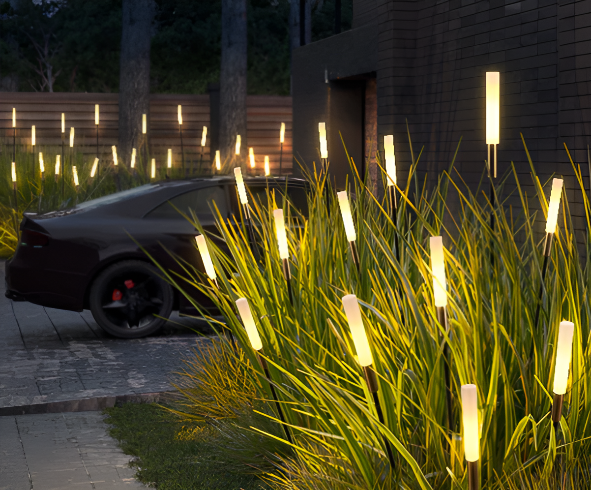 Lumière Solaire Garduru – Lampe extérieure moderne à énergie solaire pour jardin et terrasse