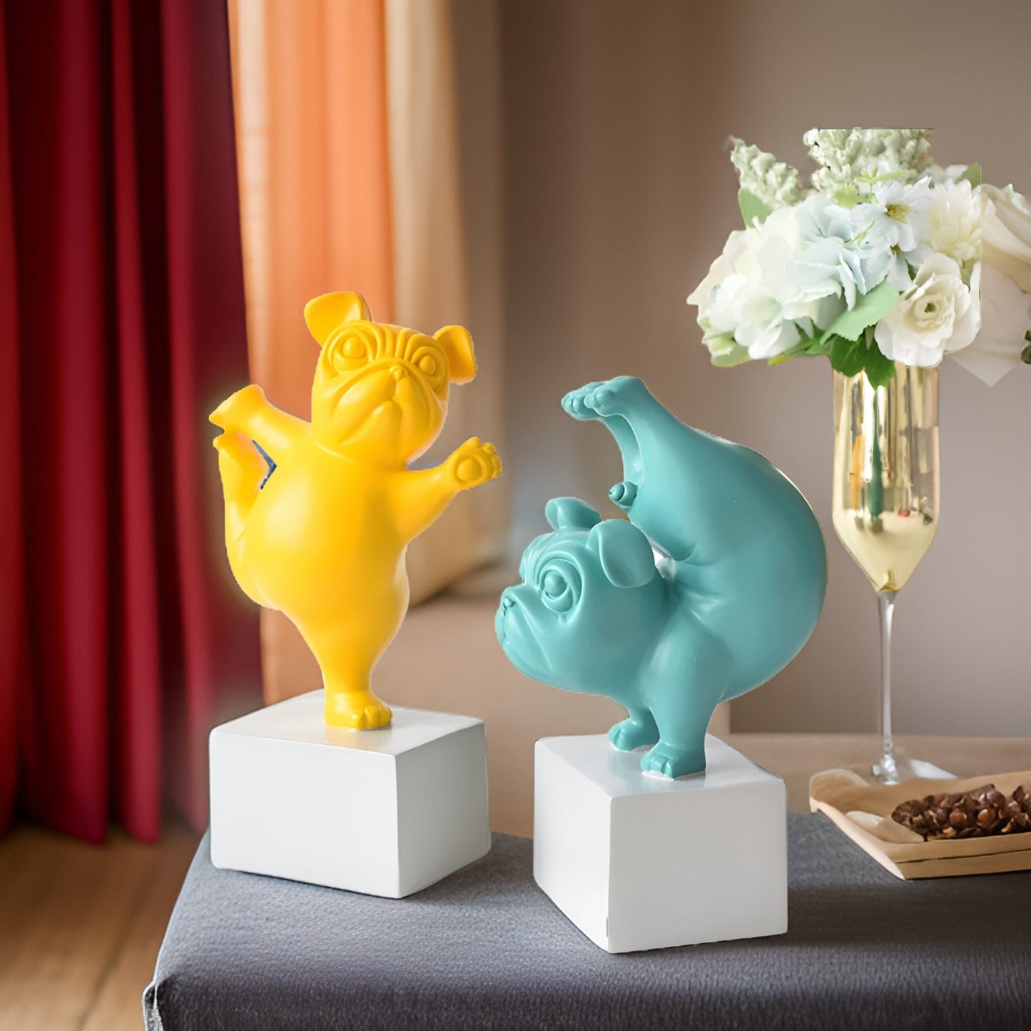 Yoga Bulldog Zen – Figurine de bouledogue en posture de yoga pour une touche ludique