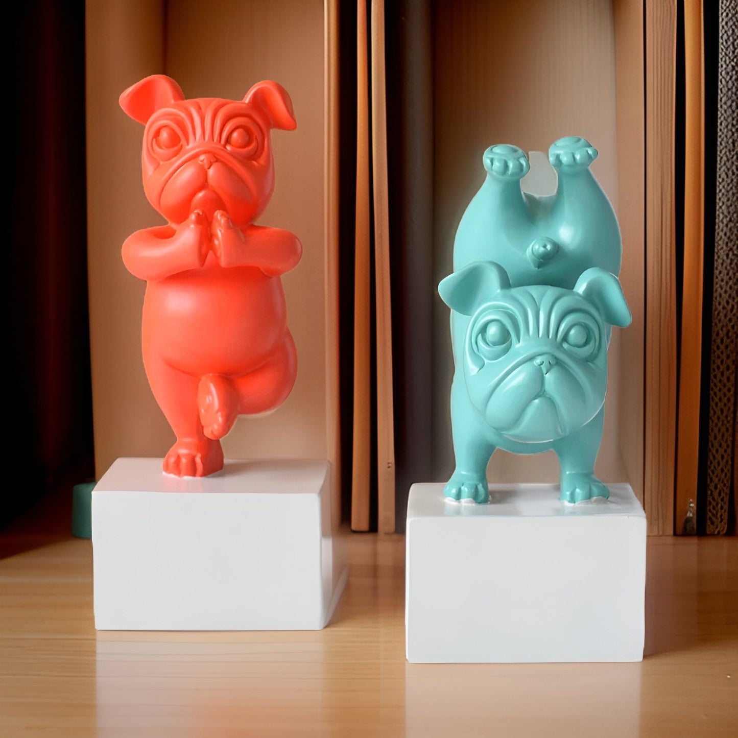 Yoga Bulldog Zen – Figurine de bouledogue en posture de yoga pour une touche ludique