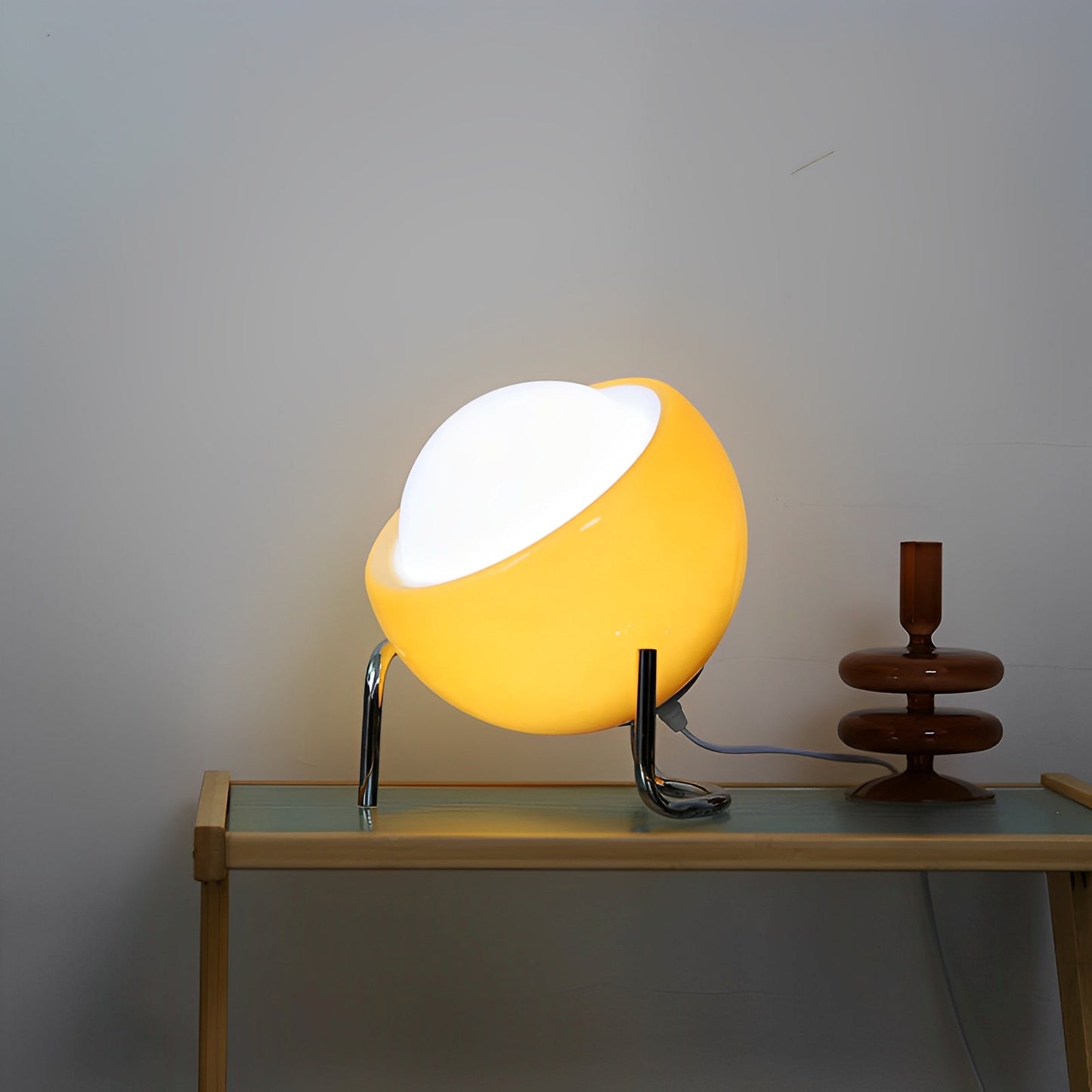 Aurelia – Lampe de table Bauhaus style rétro avec design en verre