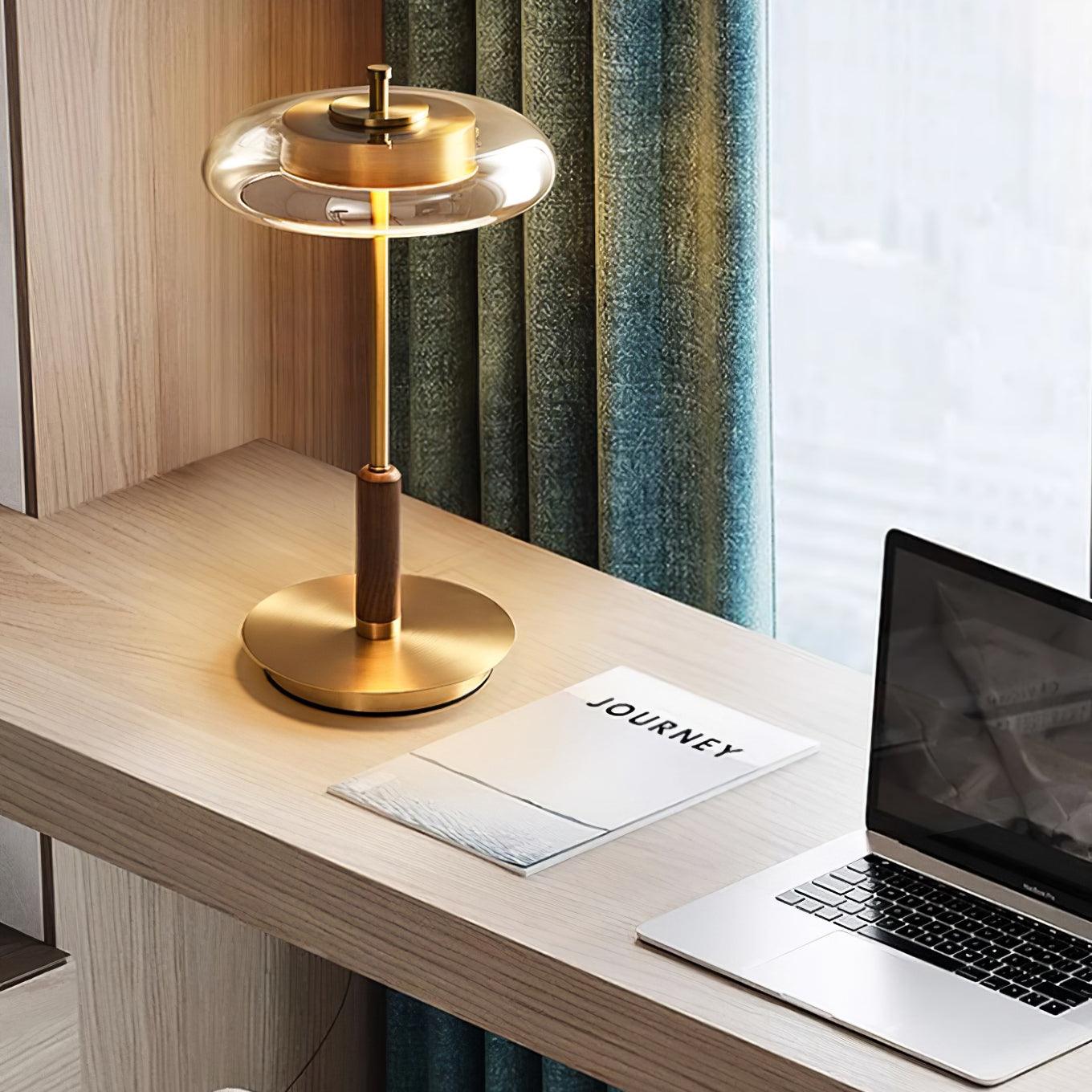 Vera – Lampe de table en cuivre et verre