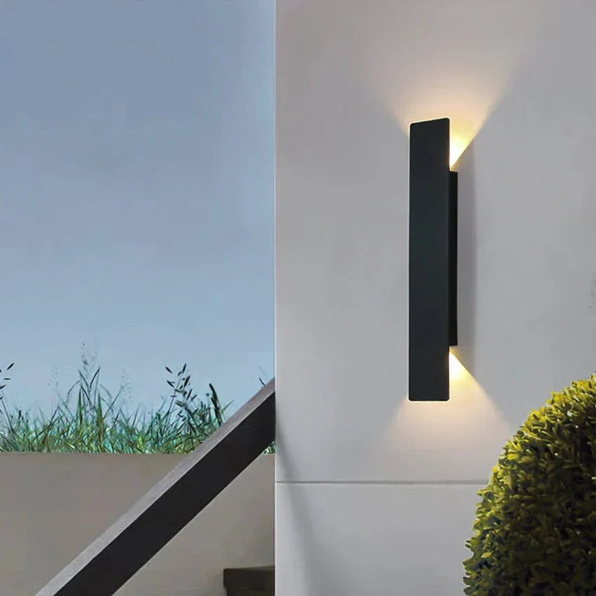 TriRayon – Applique LED extérieure moderne et étanche
