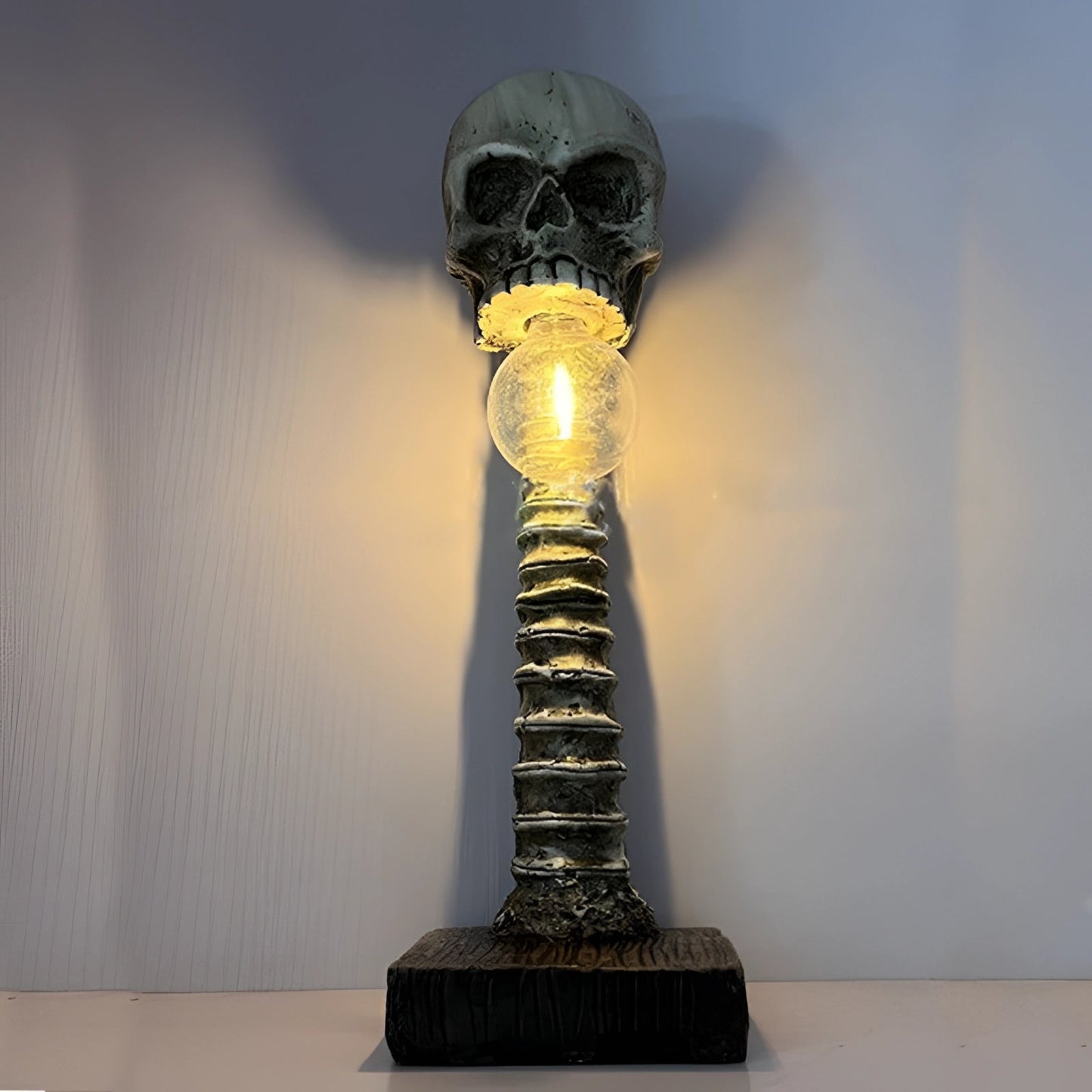 Gravok – Lampe de table crâne effrayant pour Halloween