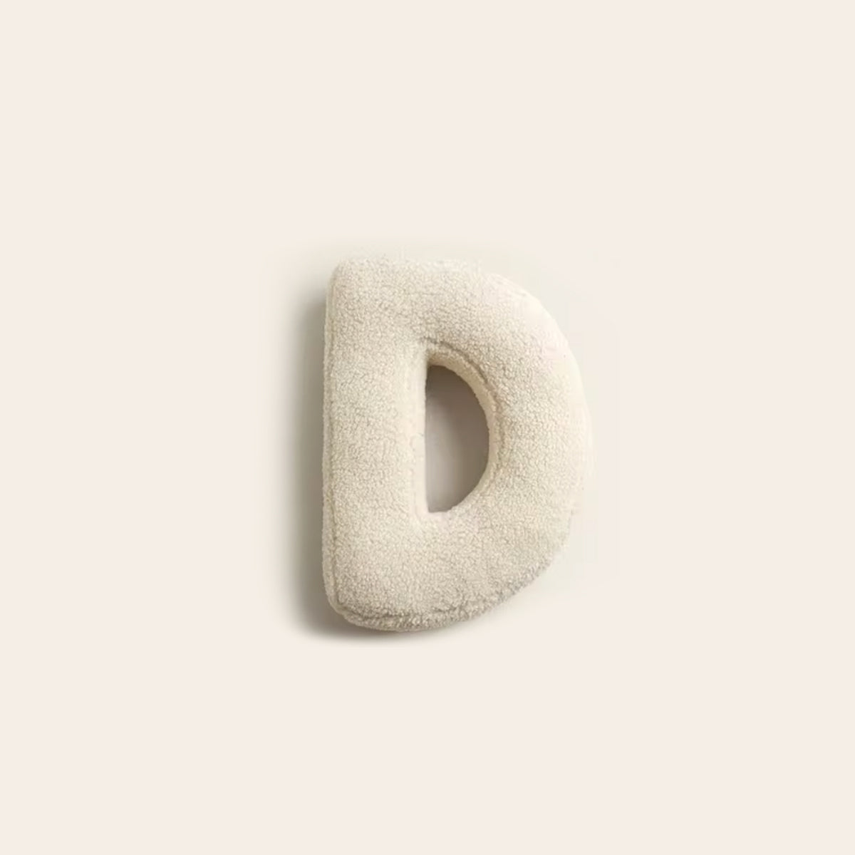 Lexa – Coussin moelleux en forme de lettre en peluche