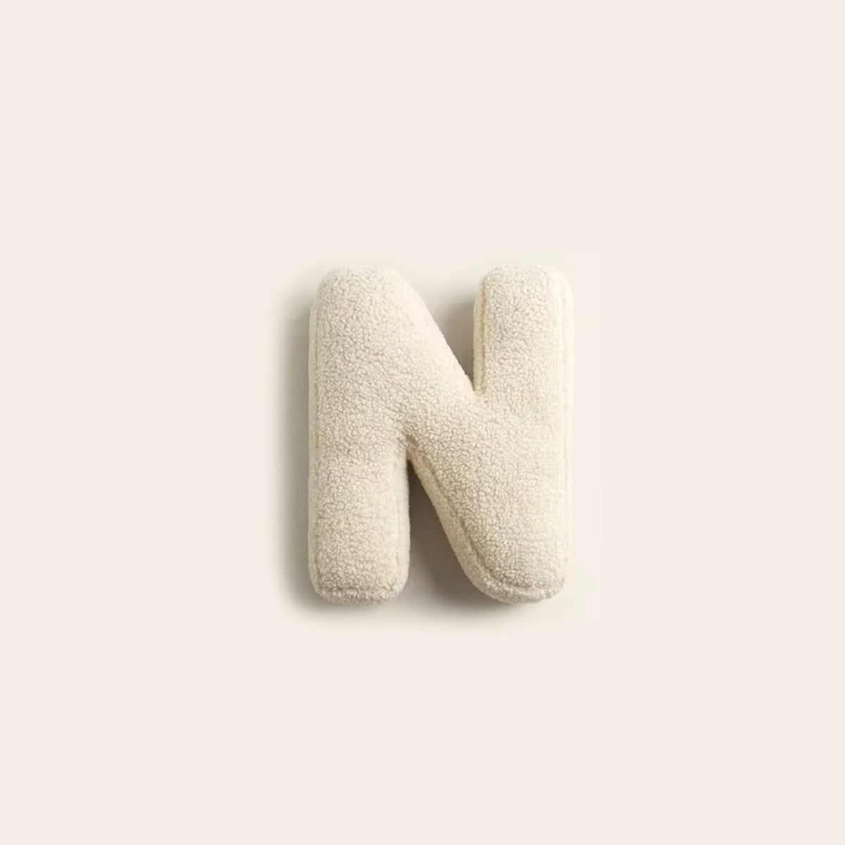 Lexa – Coussin moelleux en forme de lettre en peluche