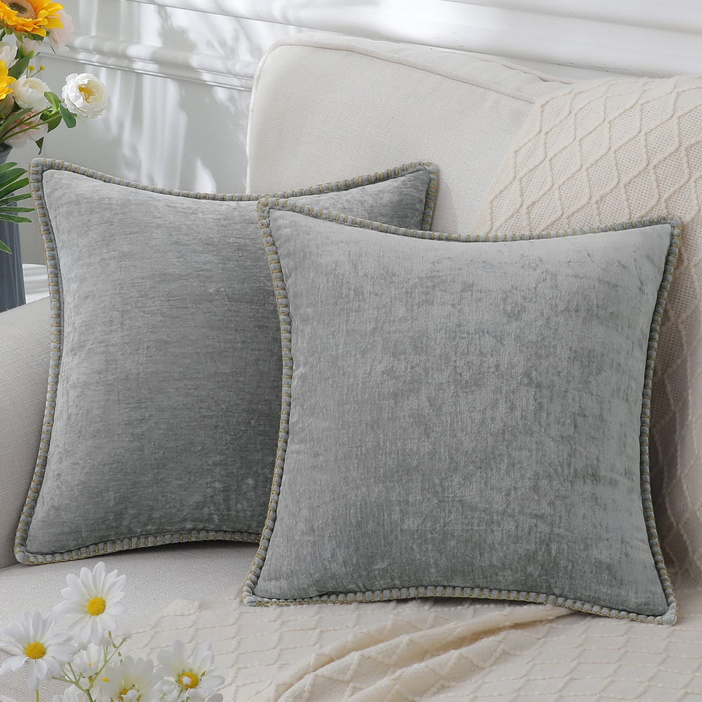 Audrey – Housse de coussin en chenille pour accents déco luxueux