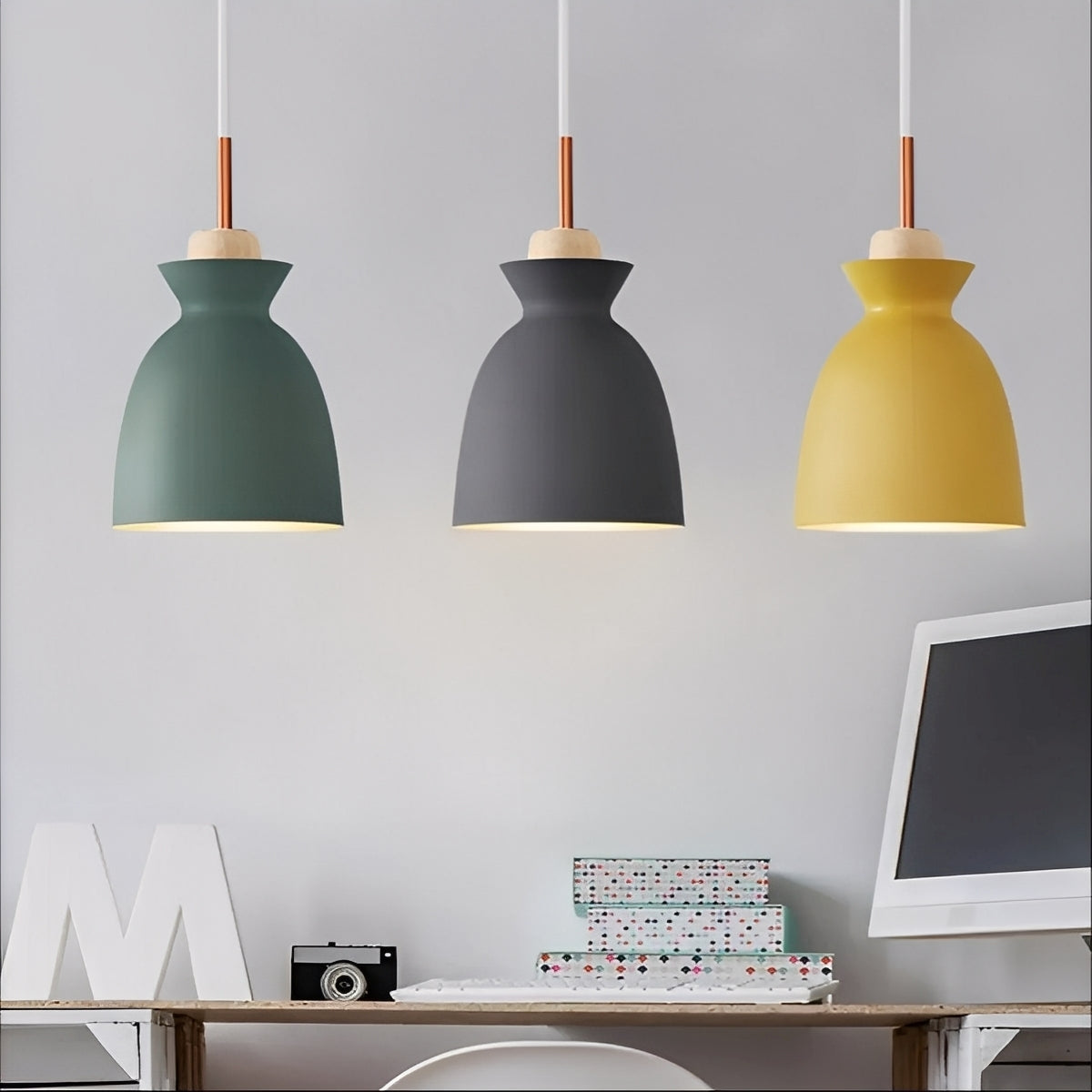 Mateo – Lustre en bois industriel