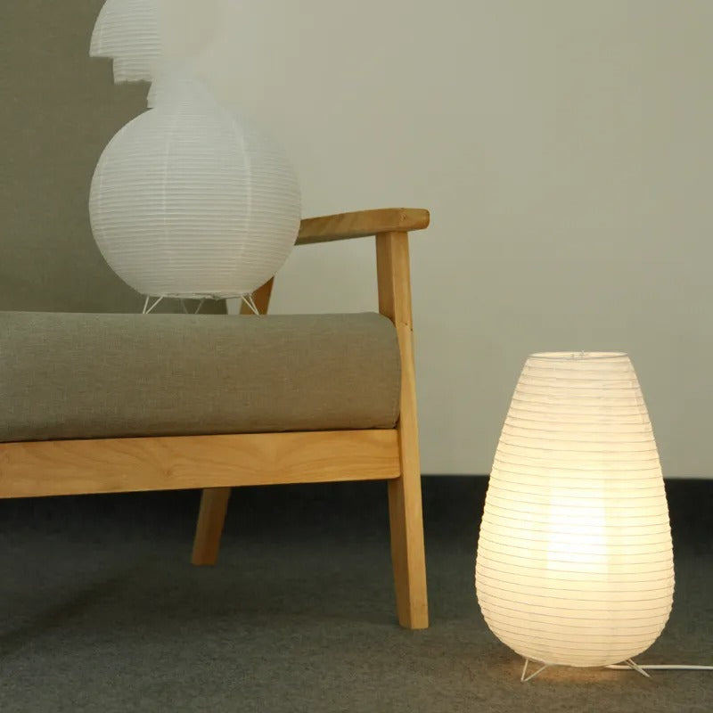 Aiko – Lampe de table en papier de riz japonais
