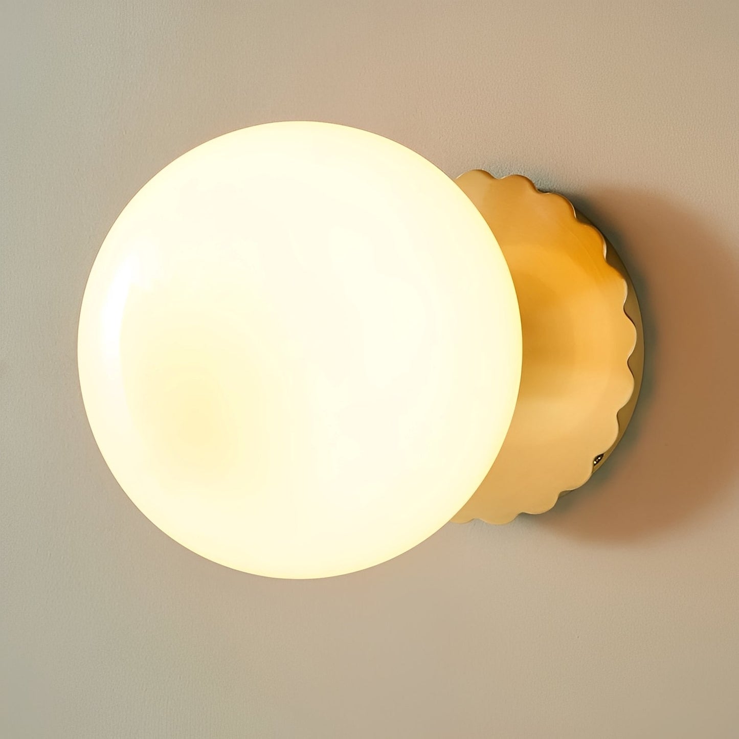 Ylva – Lampe murale en verre pour salon et chambre