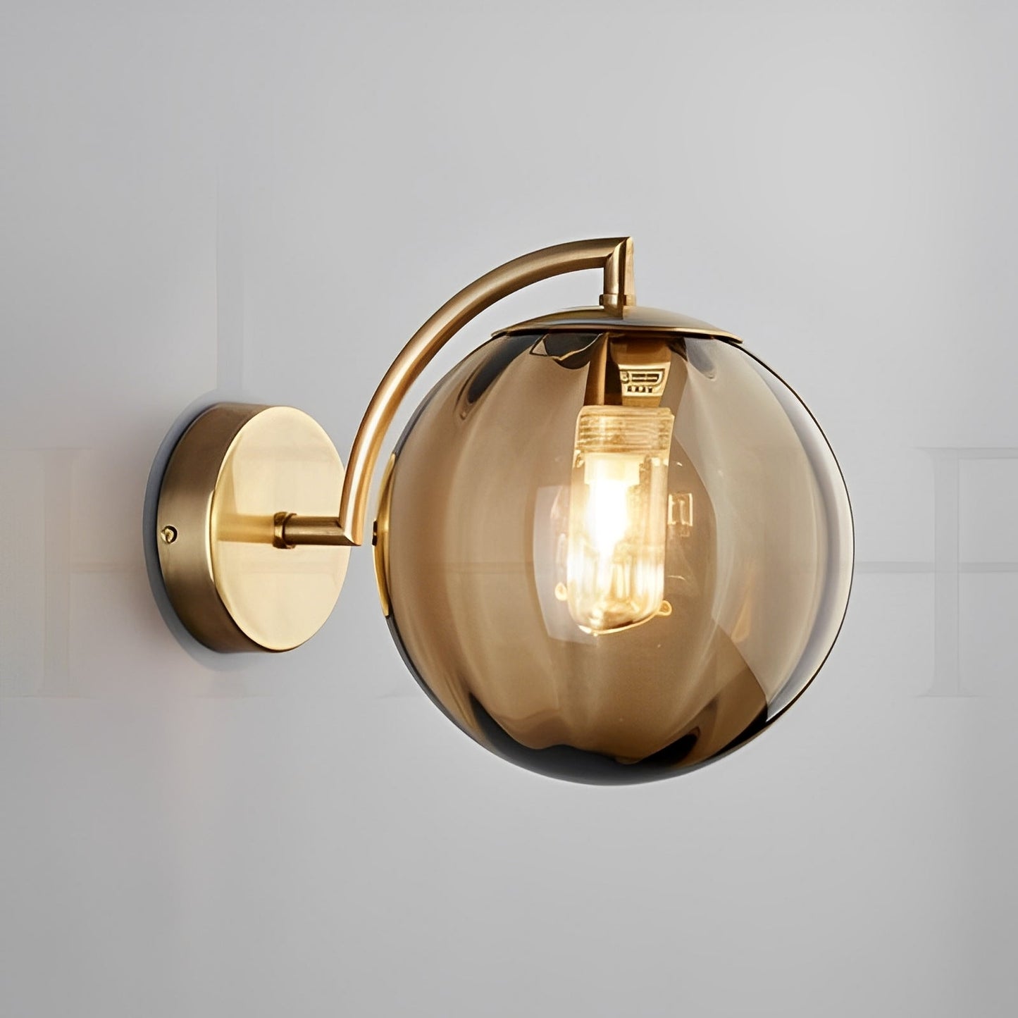 Selma – Lampe Murale Européenne