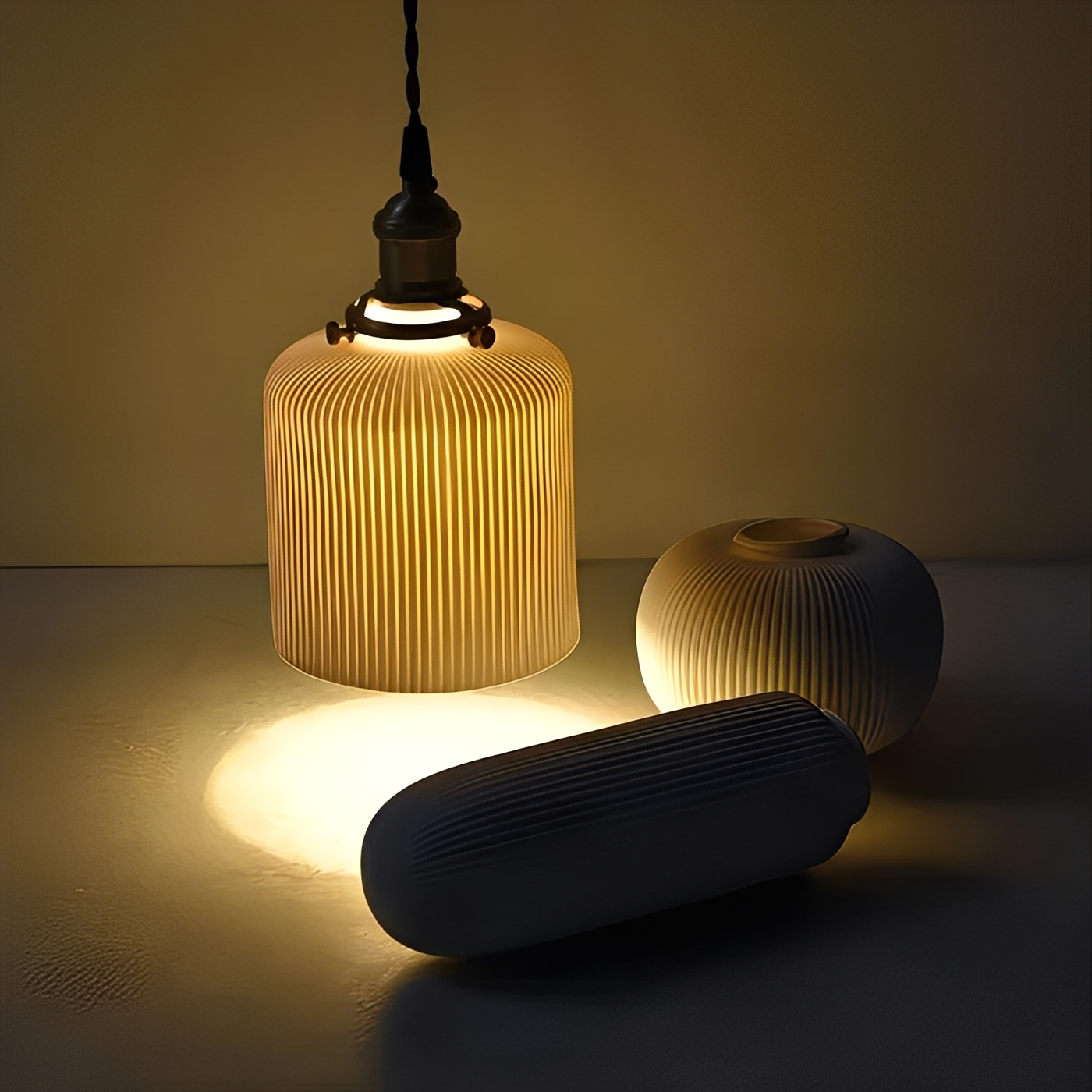 Aveline – Lustre en laiton et céramique