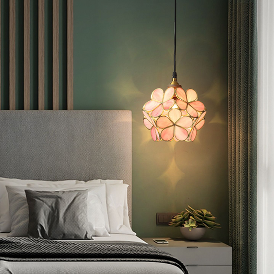 FleurVerre – Suspension florale en verre soufflé délicat