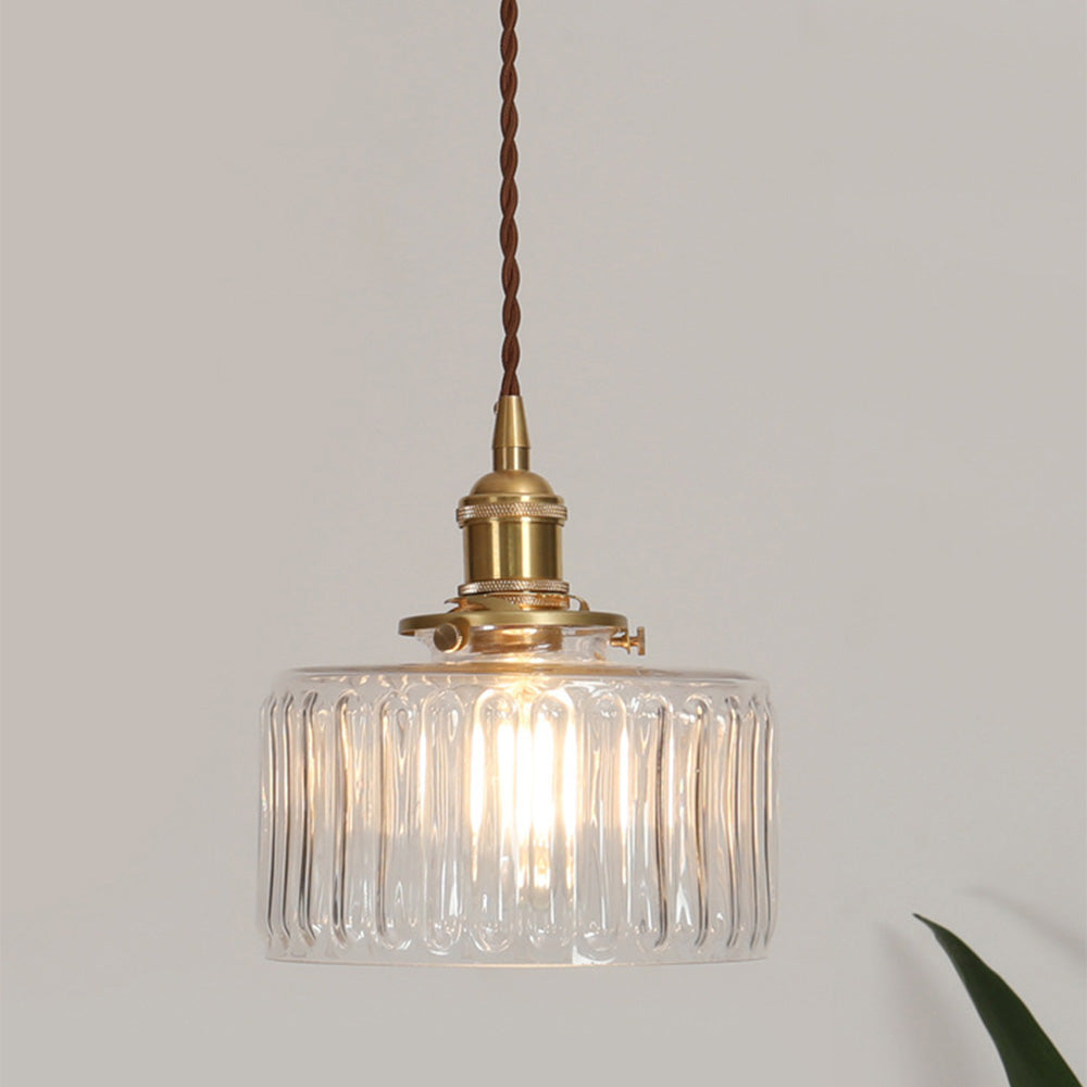 RetroLume – Klassische Tischlampe im Vintage-Design