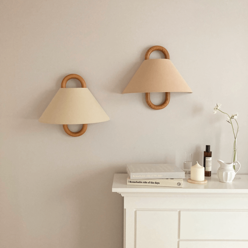 Aurelia – Lampe Murale LED en Bois de Hêtre