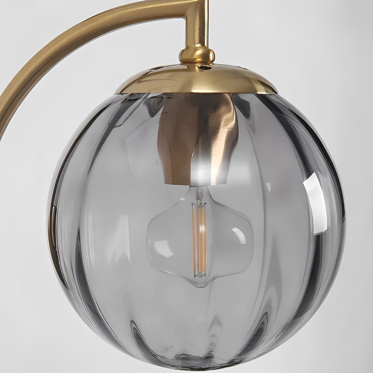 Tessa – Applique en verre coloré