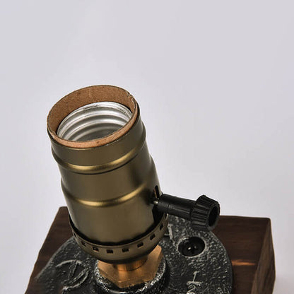 Coralie – Lampe de table rétro en fer