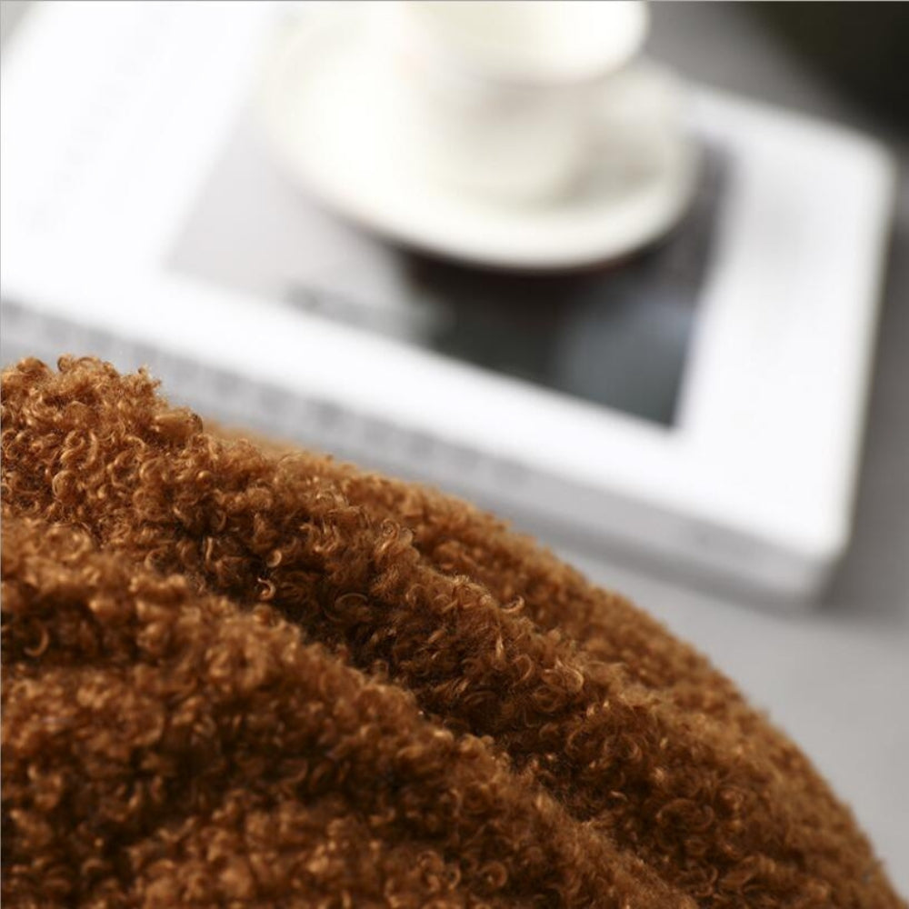 Orla – Coussin Bouclé Ball en style scandinave