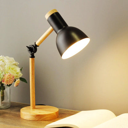Lampe de bureau LED orientable en bois