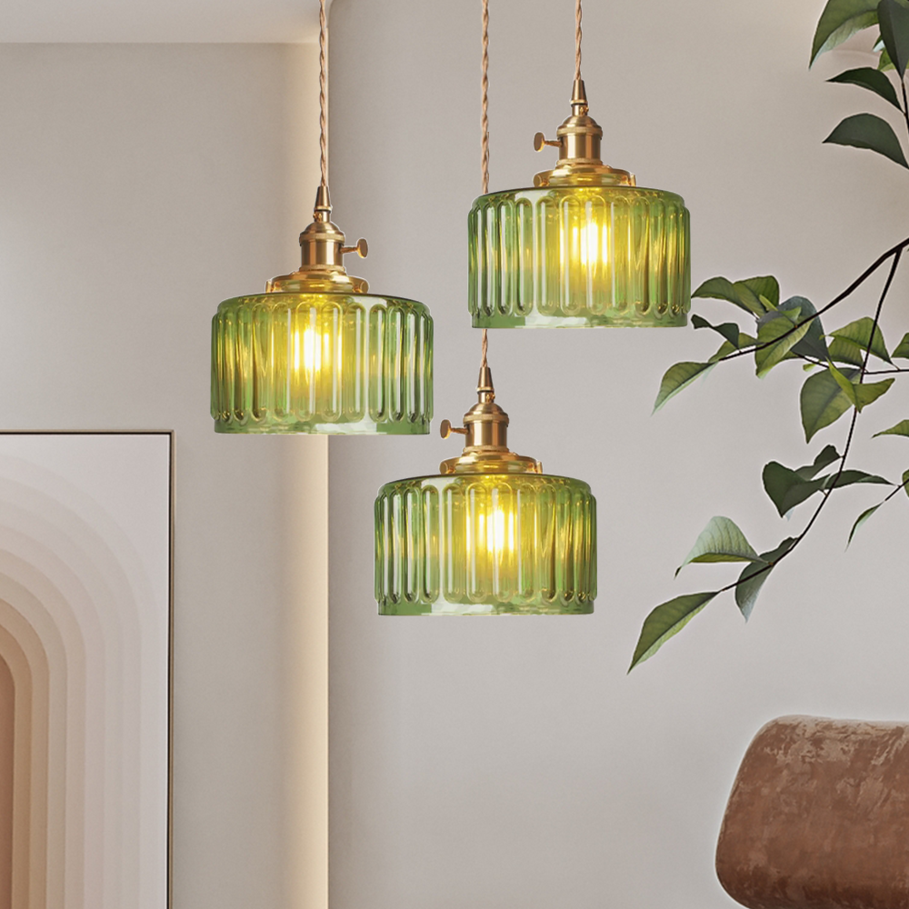 RetroLume – Klassische Tischlampe im Vintage-Design