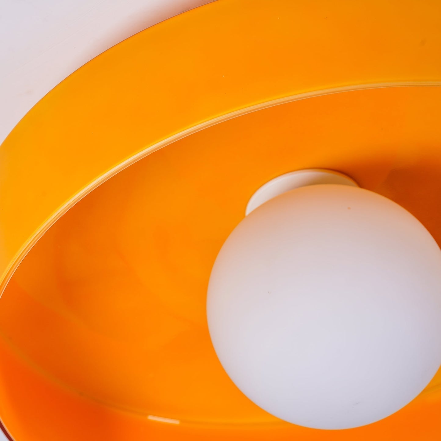 Camille – Plafonnier Rétro en Verre Français