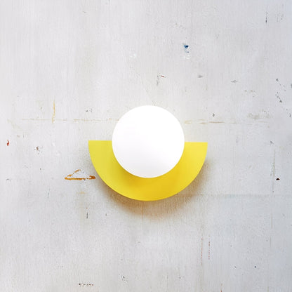 Lia – Lampe murale colorée pour murs d'accent