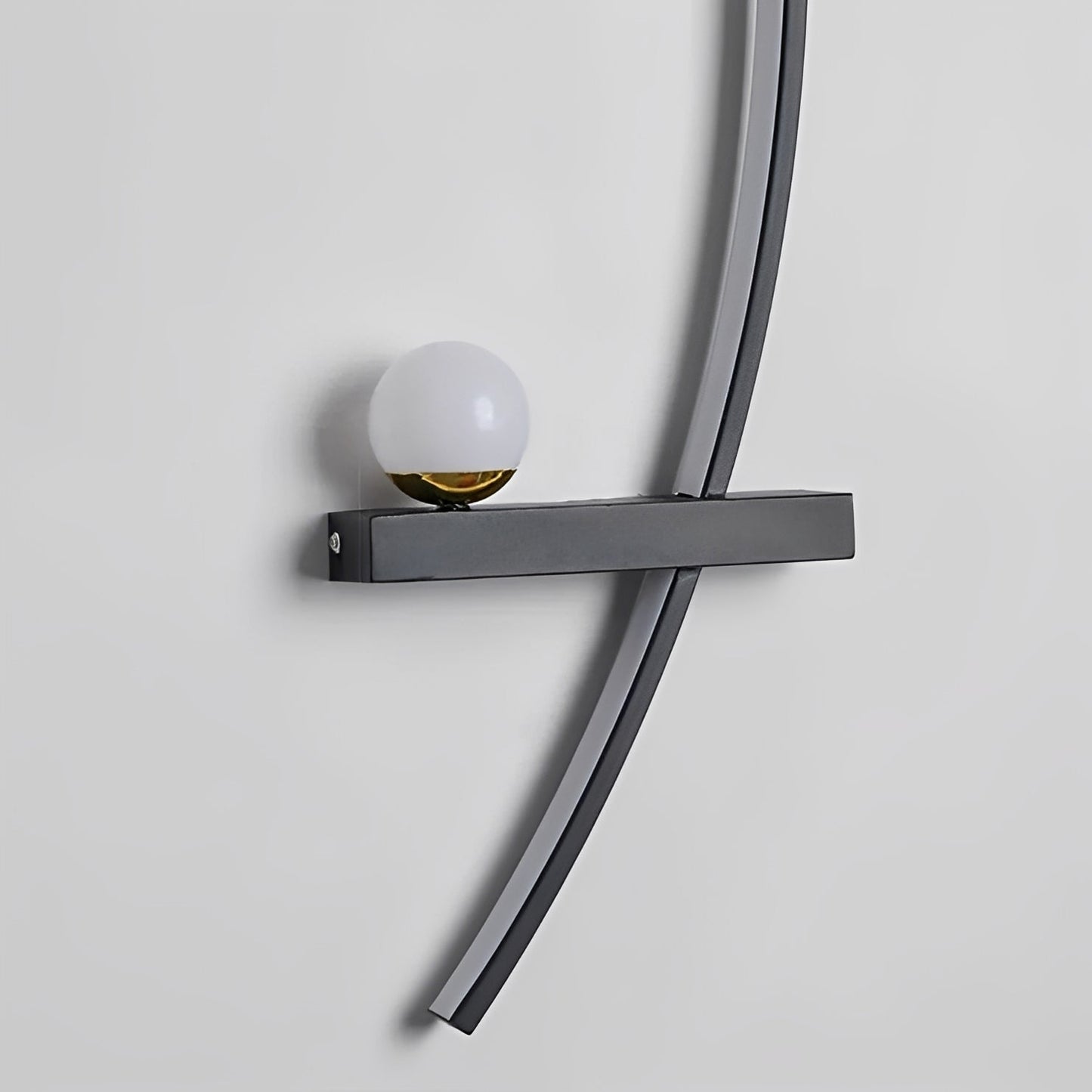 Fineas – Applique Murale Moderne à Grille