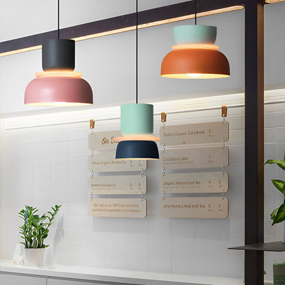 Vera – Simple et élégante lampe à trois lumières