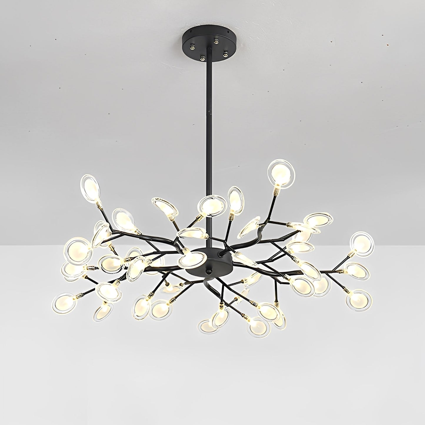 Auri – Lustre Postmoderne Doré Personnalisé