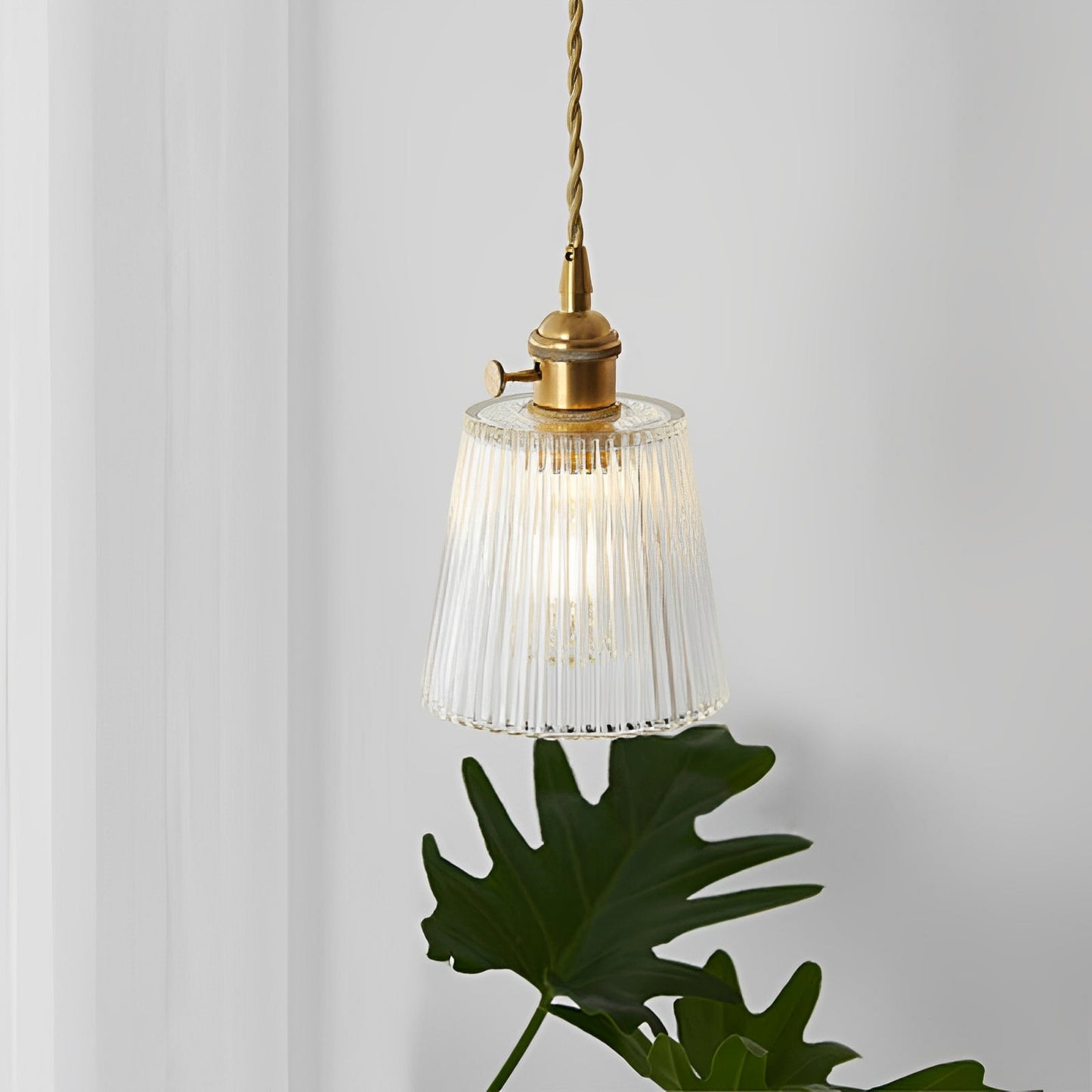 Odessa – Suspension antique en verre clair