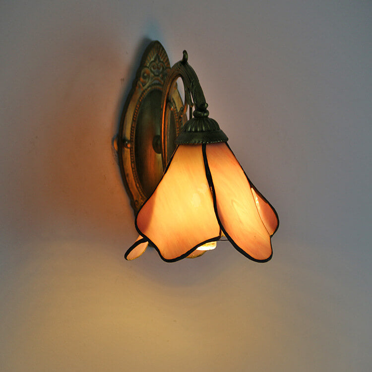 Leona – Lampe Murale en Verre Élégante