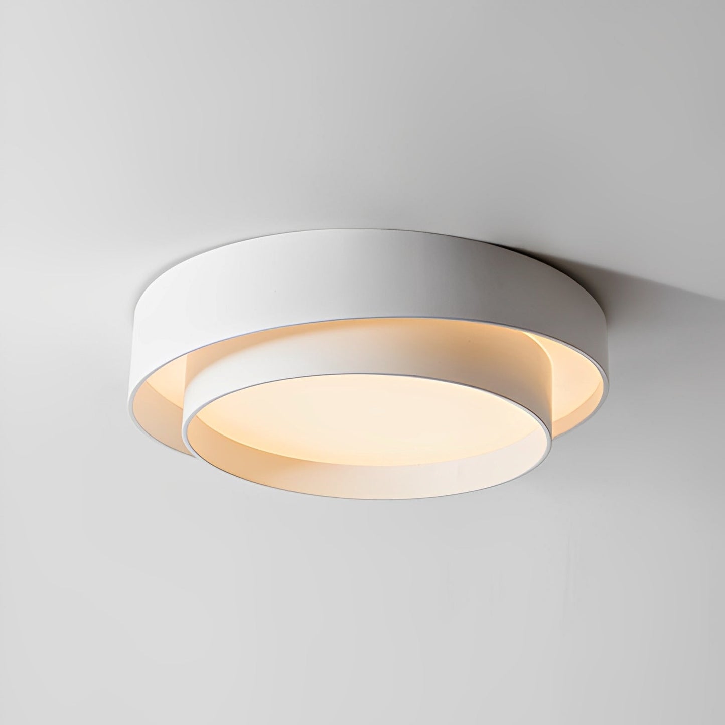 Noreva – Lampe de plafond blanche avec télécommande