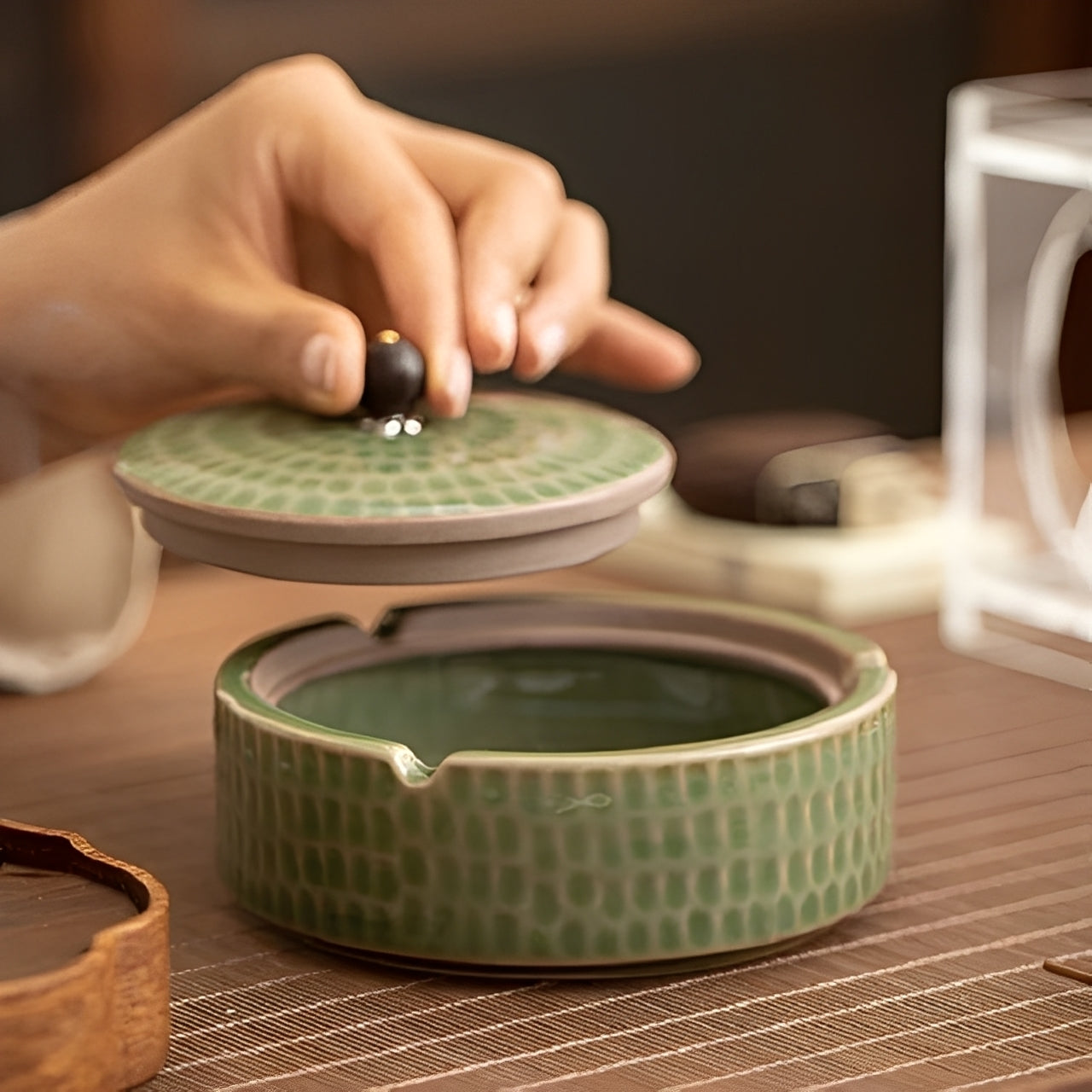 Ming – Cendrier en céramique avec couvercle style chinois