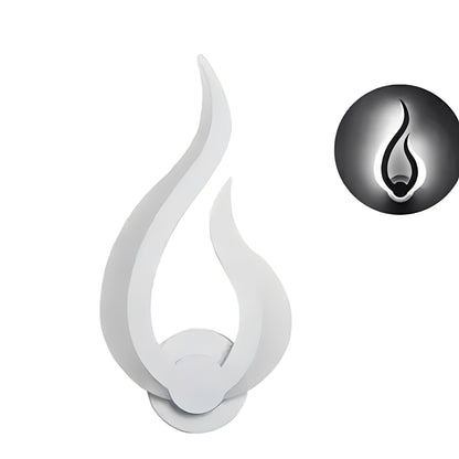 CandleFlicker – Lampe murale en forme de flamme