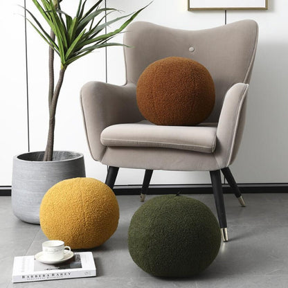 Orla – Coussin Bouclé Ball en style scandinave
