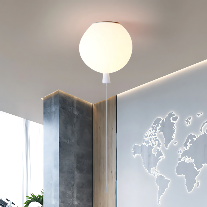 Balluna – Lampe LED de plafond colorée au design de ballon pour chambre d'enfant